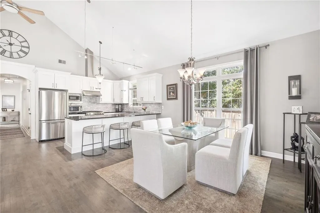 Brookhaven, Georgia 30341, United States, 3 Bedrooms Bedrooms, ,2 BathroomsBathrooms,Residential,Active,94832