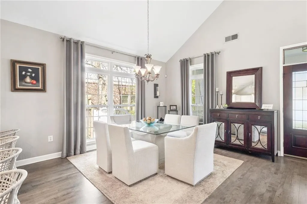 Brookhaven, Georgia 30341, United States, 3 Bedrooms Bedrooms, ,2 BathroomsBathrooms,Residential,Active,94832