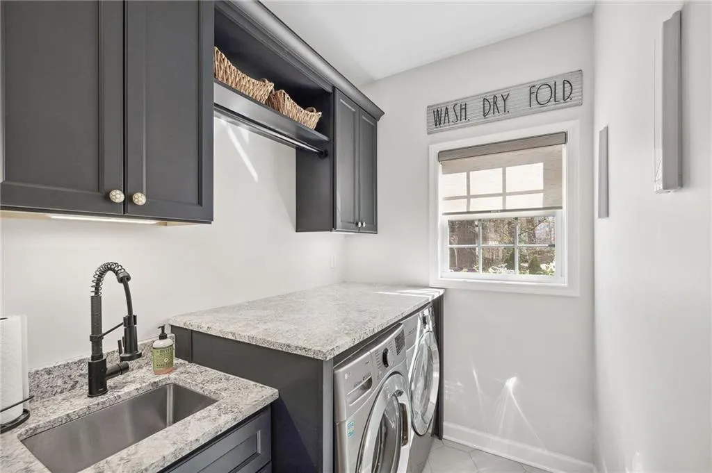 Brookhaven, Georgia 30341, United States, 3 Bedrooms Bedrooms, ,2 BathroomsBathrooms,Residential,Active,94832