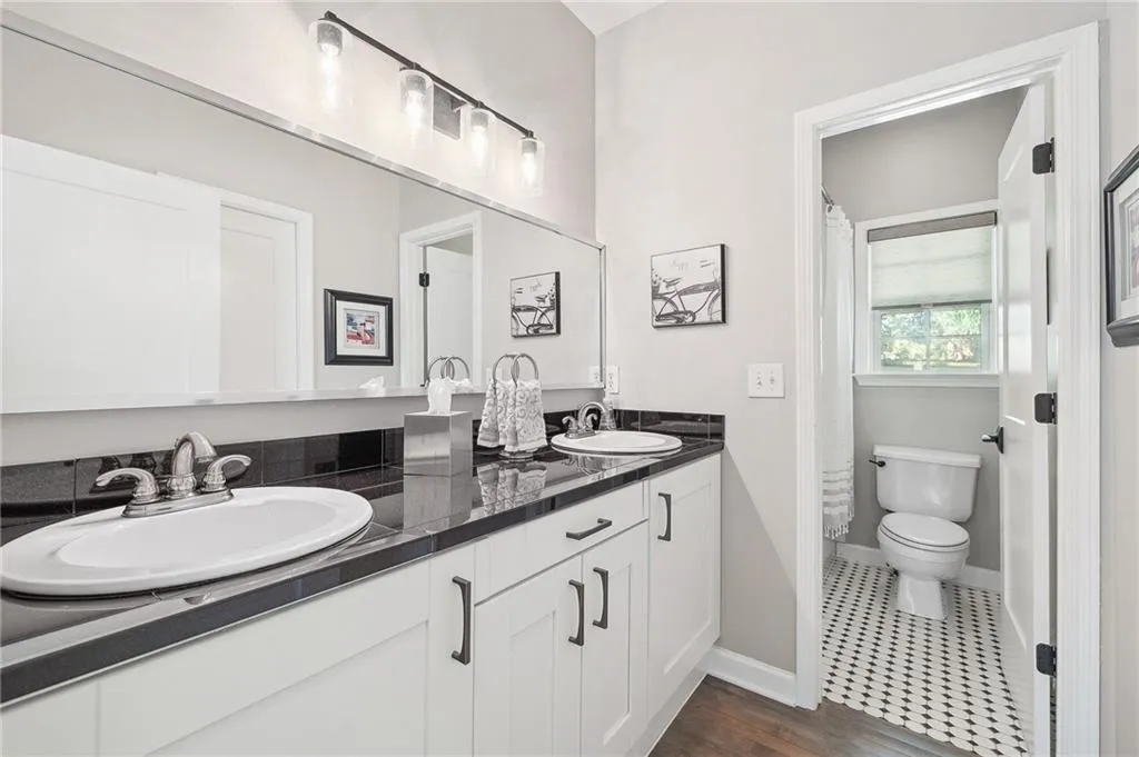 Brookhaven, Georgia 30341, United States, 3 Bedrooms Bedrooms, ,2 BathroomsBathrooms,Residential,Active,94832