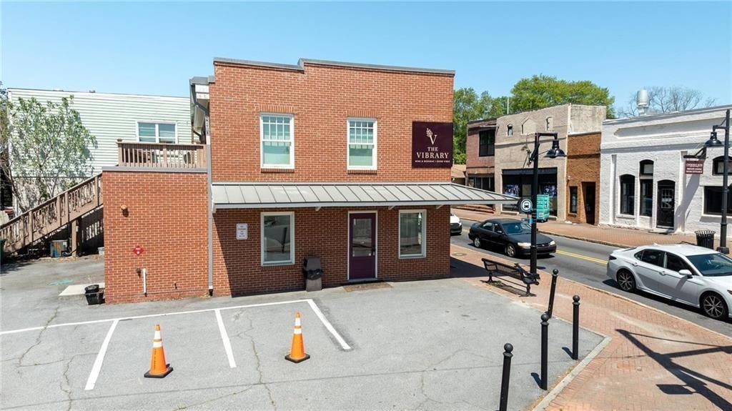 970 Main Street