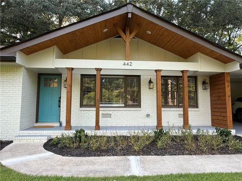 Homes For Sale - 442 Mountain Park Trail<br/> Stone Mountain, GA 30087