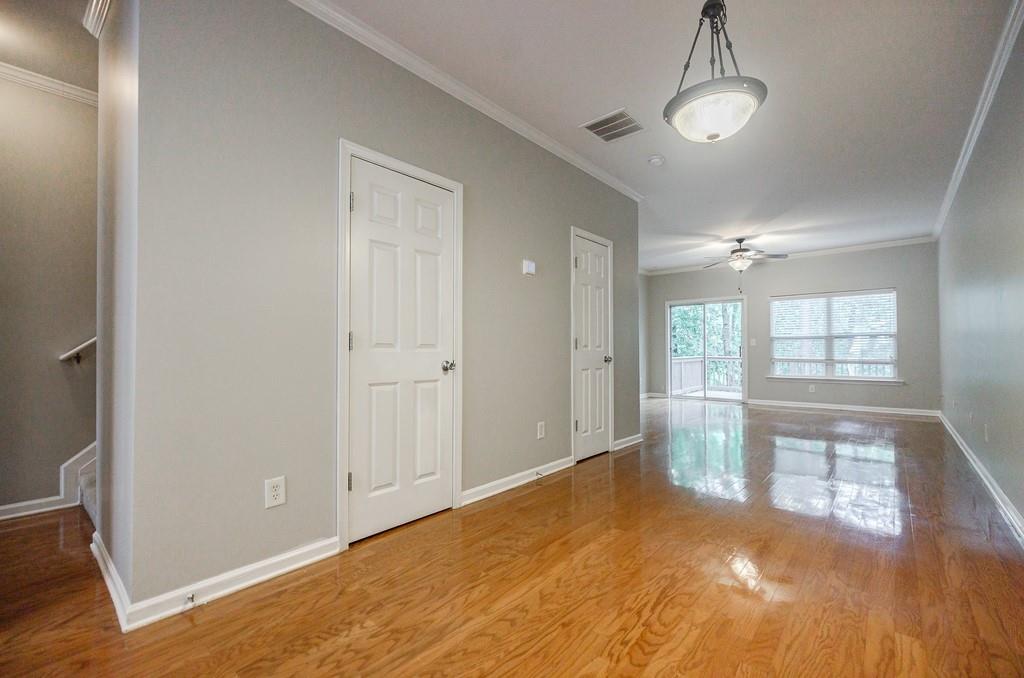 1293 Liberty Parkway NW