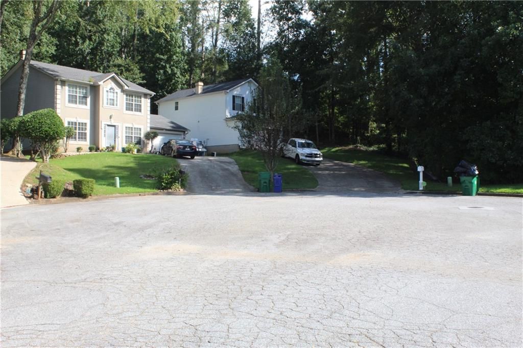 Photo of 829 Carlingford Place, Lithonia, GA 30058 (MLS # 7685586)