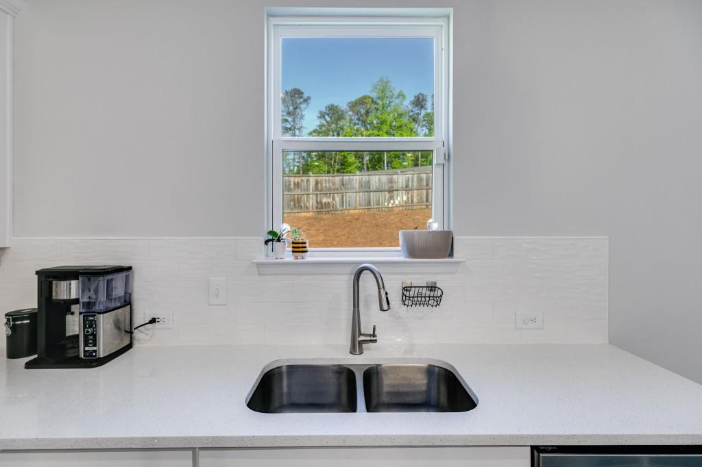 174 Riverwood Drive, Dallas, Georgia image 6