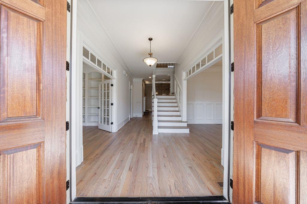 1364 Manget Way, Dunwoody, Georgia image 4
