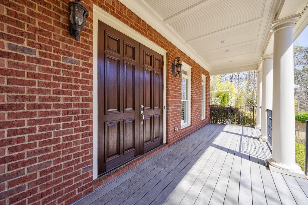 1364 Manget Way, Dunwoody, Georgia image 3