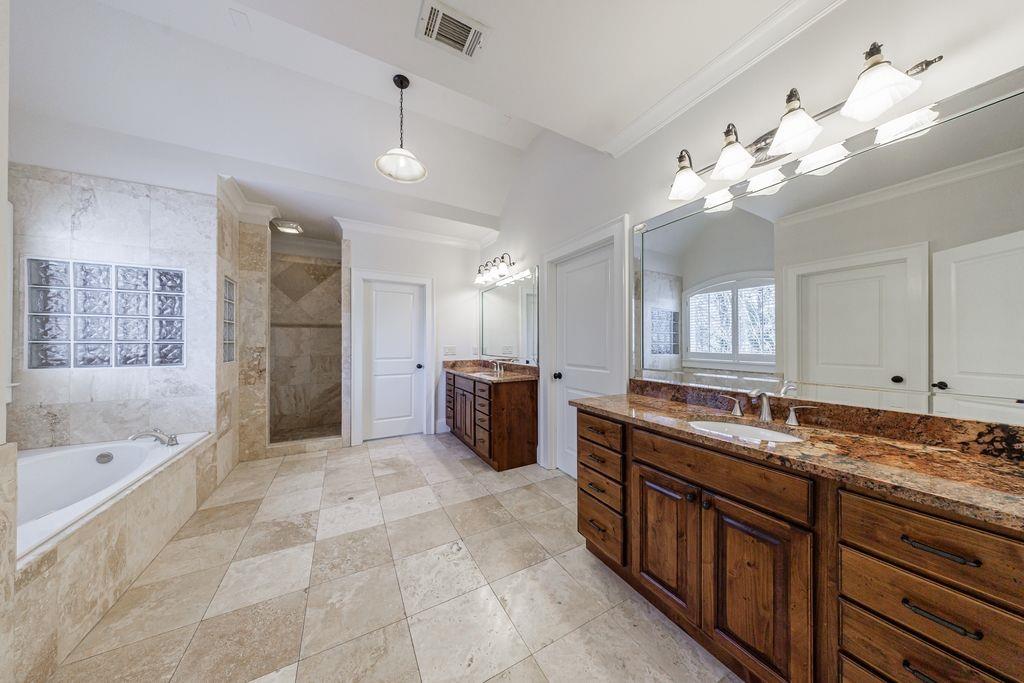 1364 Manget Way, Dunwoody, Georgia image 31