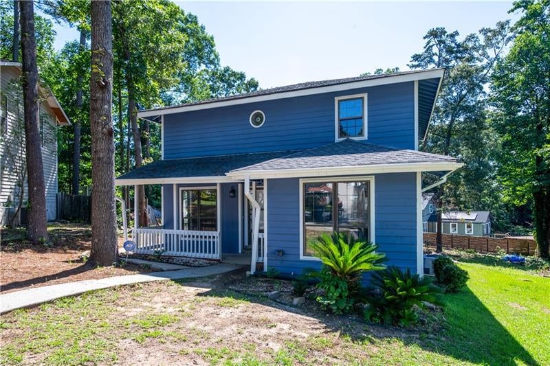 998 Ascot Court