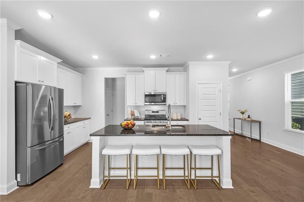 6830 Cedar Glen Road