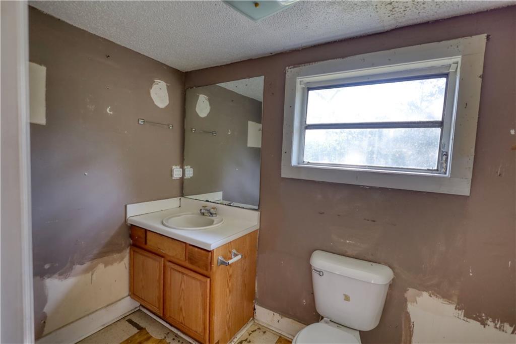 2228 Emory Street, Covington, Georgia image 33