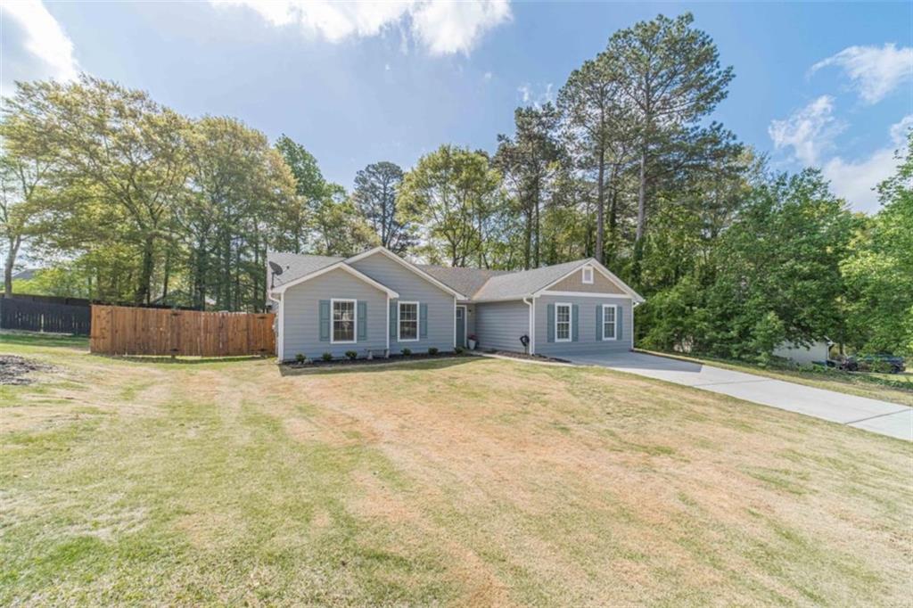 315 Fieldridge Drive, Lawrenceville, Georgia image 4