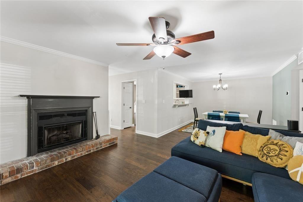 2901 Lenox Way NE 601