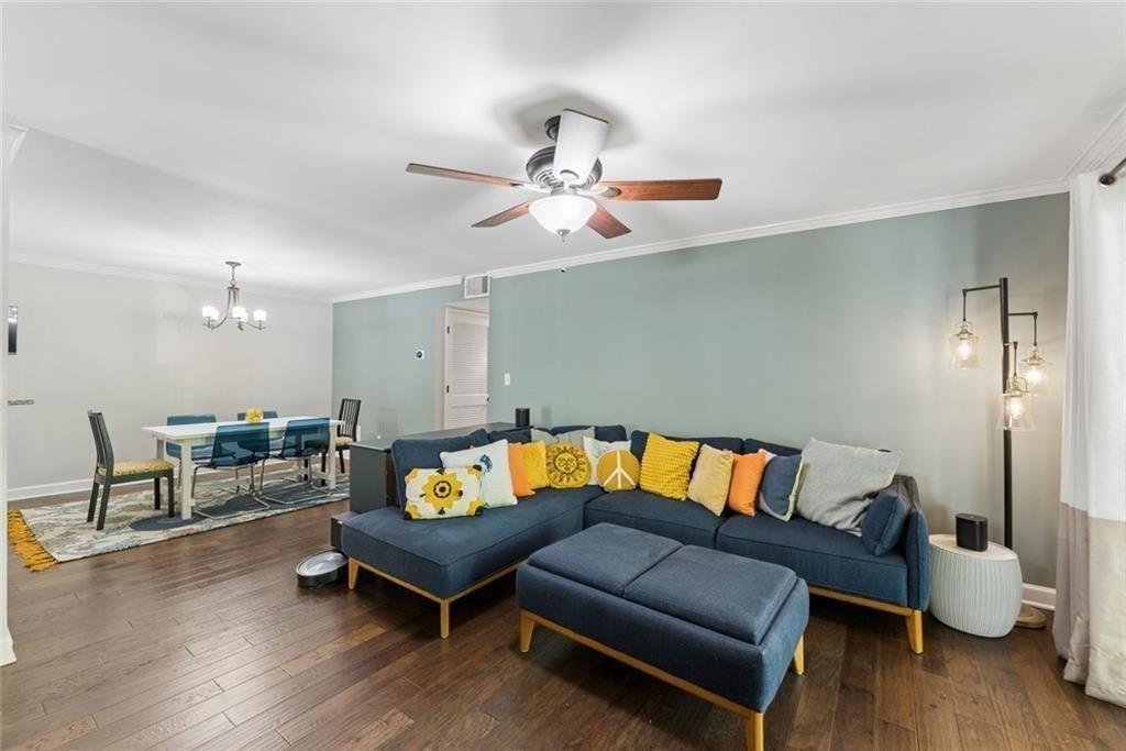 2901 Lenox Way NE 601