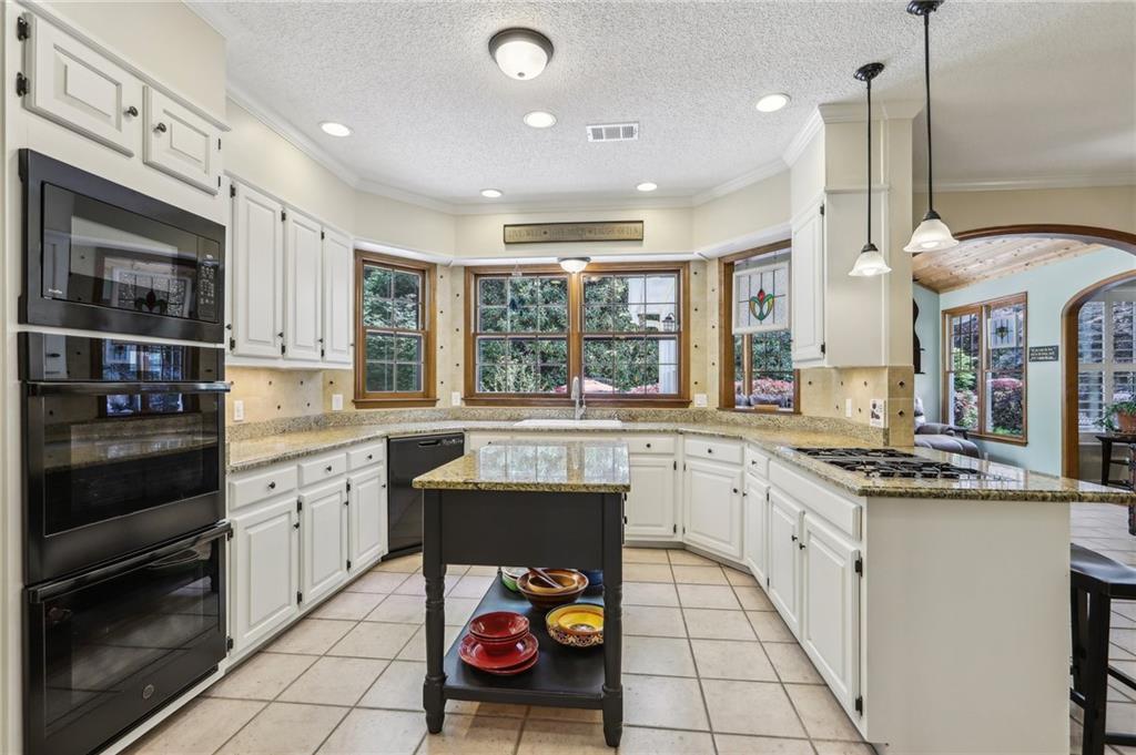 3456 Drayton Drive, Roswell, Georgia image 21