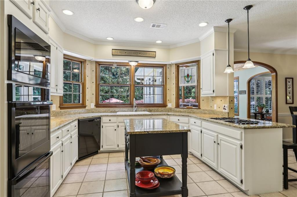 3456 Drayton Drive, Roswell, Georgia image 20