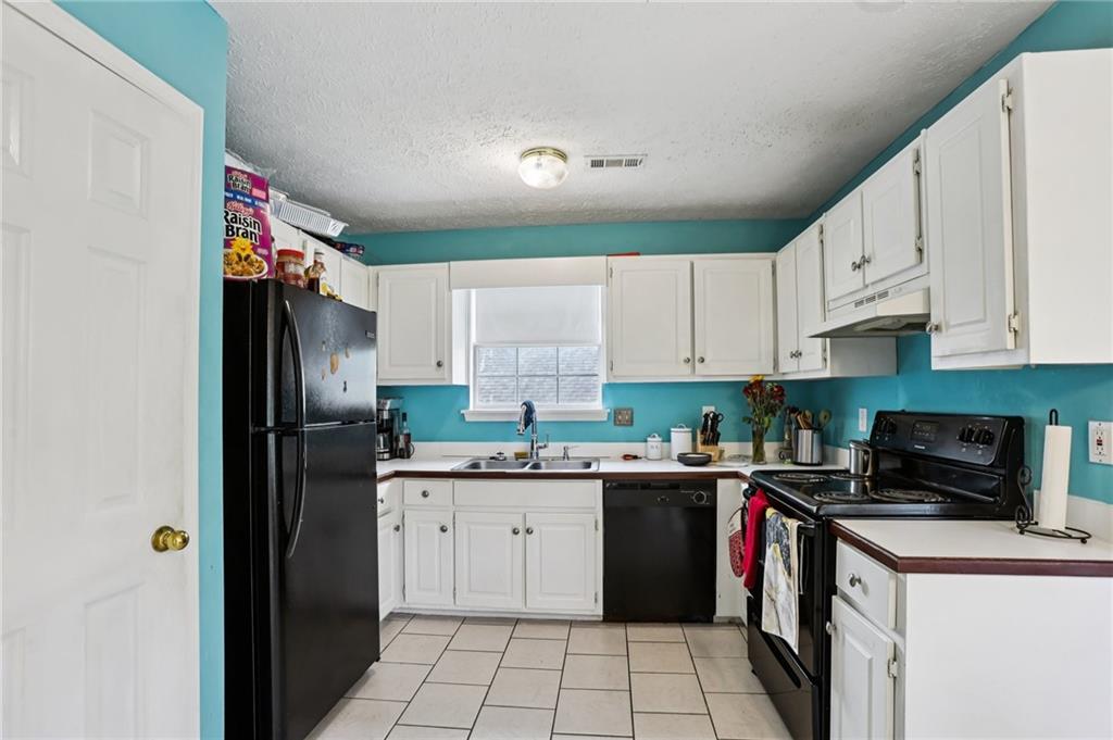 4031 Robin Circle