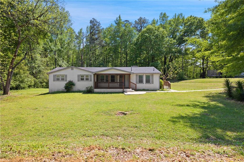 Photo 1 of 26 — 11 Swan Drive, Newnan, GA 30263