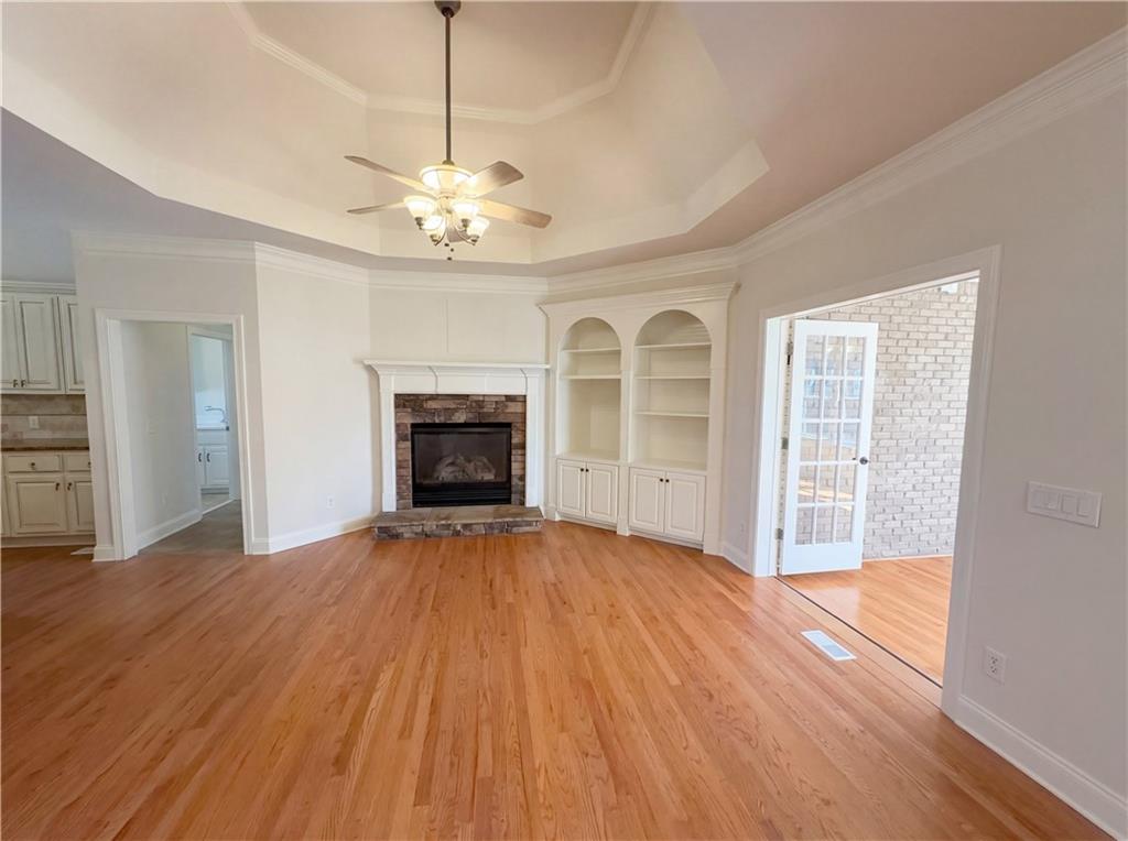 1225 Ewing Ives Drive