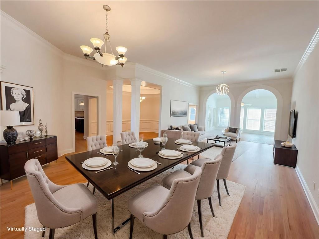 1225 Ewing Ives Drive