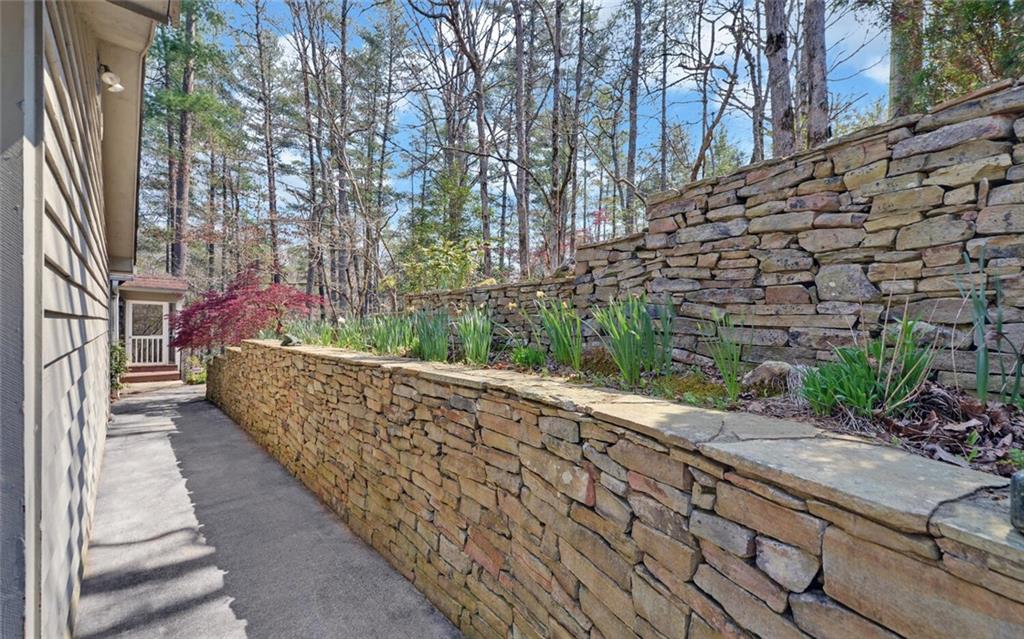 290 Waterfall Drive