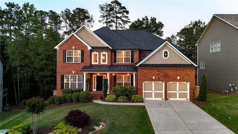 Homes For Sale - 512 Blue Mountain Rise<br/> Canton, GA 30114