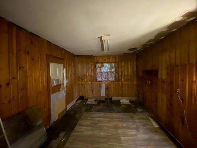 Ivan Hill - Residential