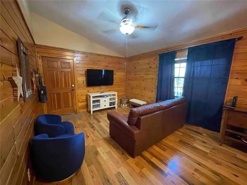 Ranger, Georgia 30734, United States, 2 Bedrooms Bedrooms, ,2 BathroomsBathrooms,Residential,Active,219263