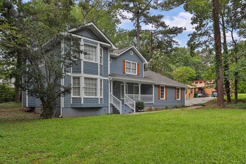Photo of 800 Post Road Circle, Stone Mountain, GA 30088 (MLS # 7637644)