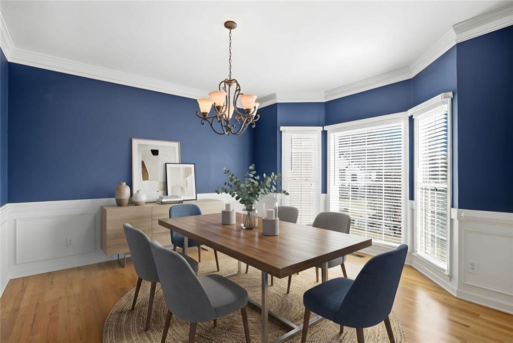 511 Chatfield Lane NW