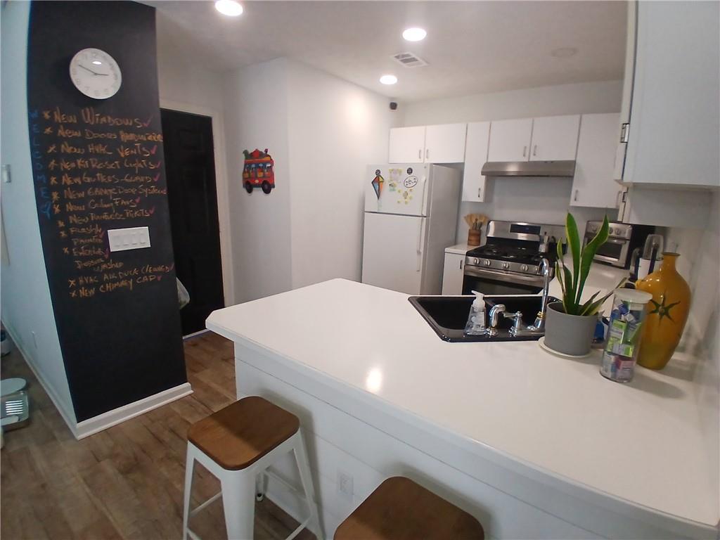 2747 Albion Farm Way