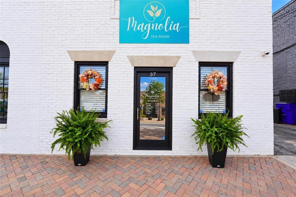 37 Keys Ferry Street
