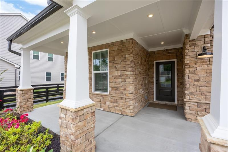 764 Clifftop Crossing SW