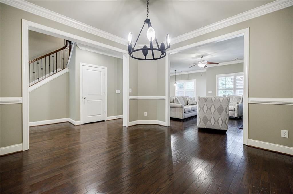2227 W Village Lane, Smyrna, Georgia image 7