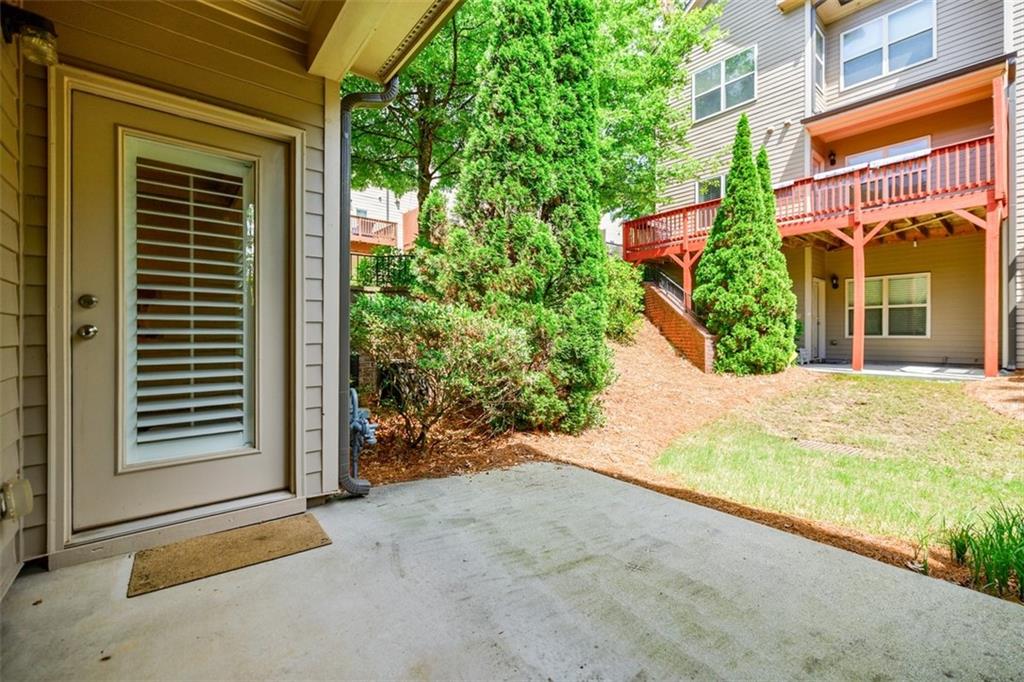 2227 W Village Lane, Smyrna, Georgia image 33