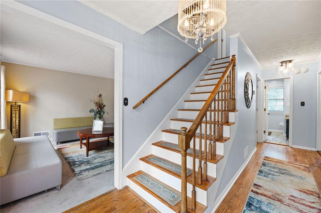 4544 Queen Anne Court SE