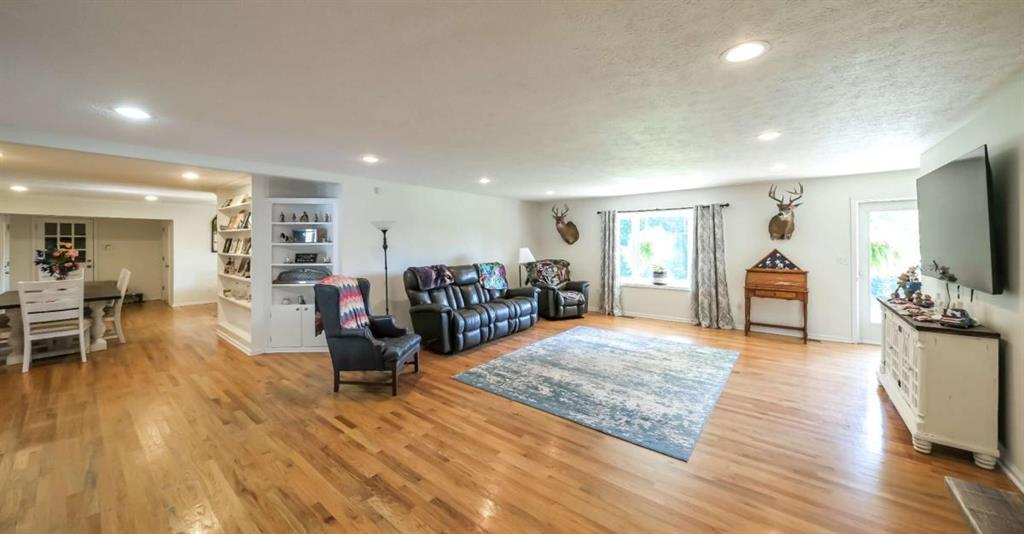 188 Shadowood Lane