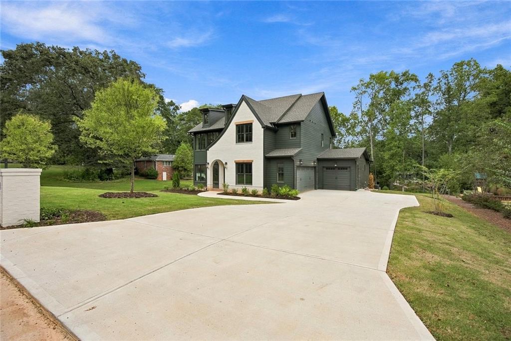 880 Austin Dr Road SE