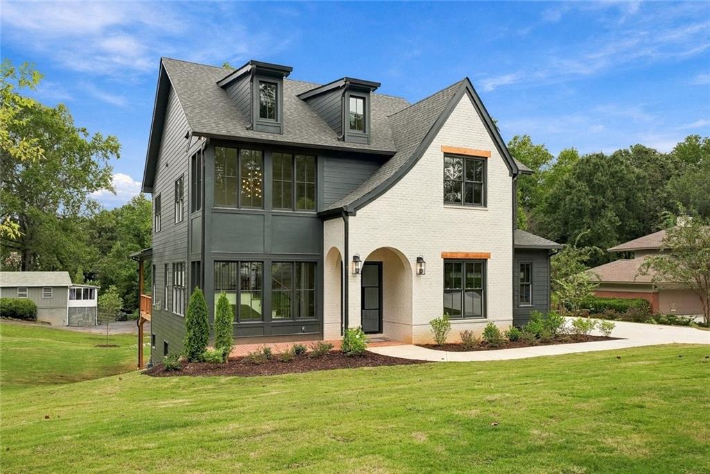 880 Austin Dr Road SE
