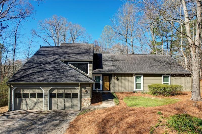 2249 Chimney Springs Drive, Marietta, Georgia image 1