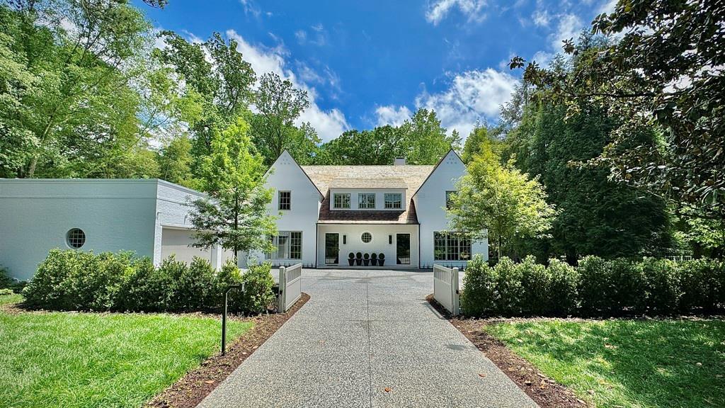 Tuxedo Park - Residential