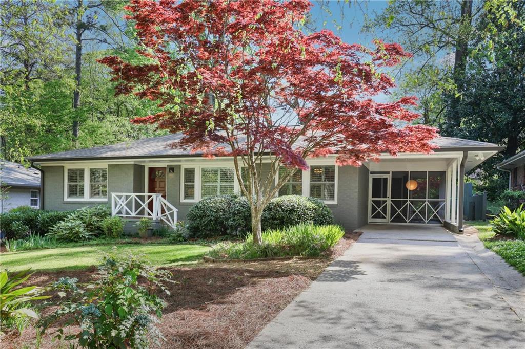 922 Stokeswood Avenue SE