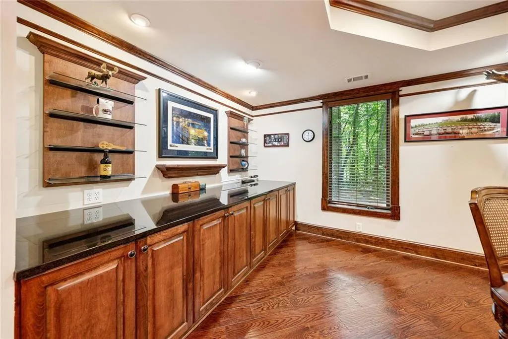 Alpharetta, Georgia 30004, United States, 5 Bedrooms Bedrooms, ,6 BathroomsBathrooms,Residential,Active,8508