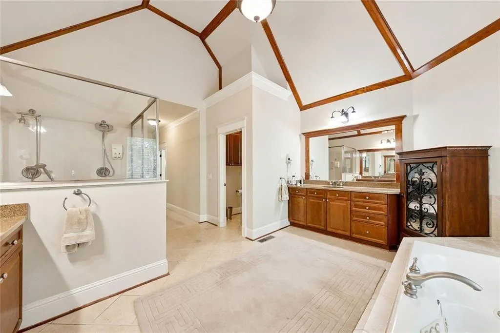 Alpharetta, Georgia 30004, United States, 5 Bedrooms Bedrooms, ,6 BathroomsBathrooms,Residential,Active,8508