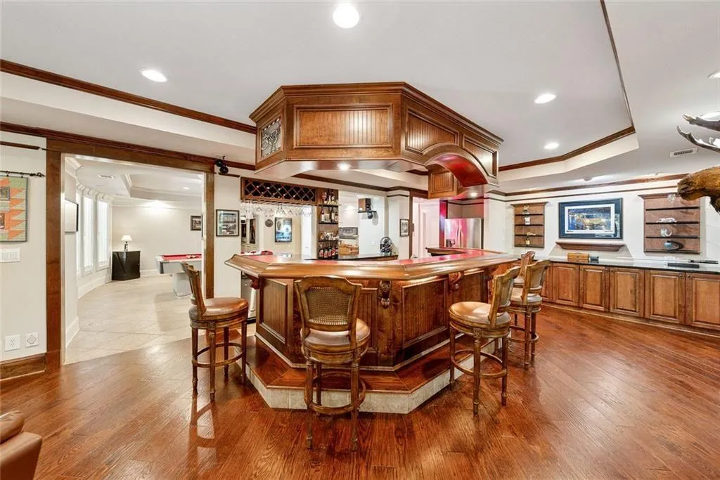 Alpharetta, Georgia 30004, United States, 5 Bedrooms Bedrooms, ,6 BathroomsBathrooms,Residential,Active,8508