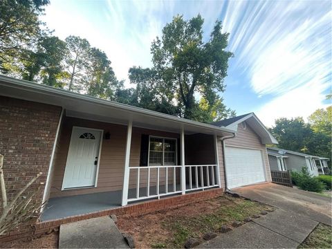 A home in Ellenwood