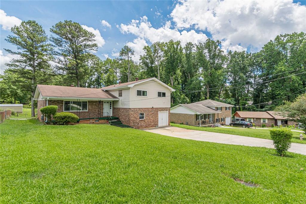 2272 Green Hawk Court