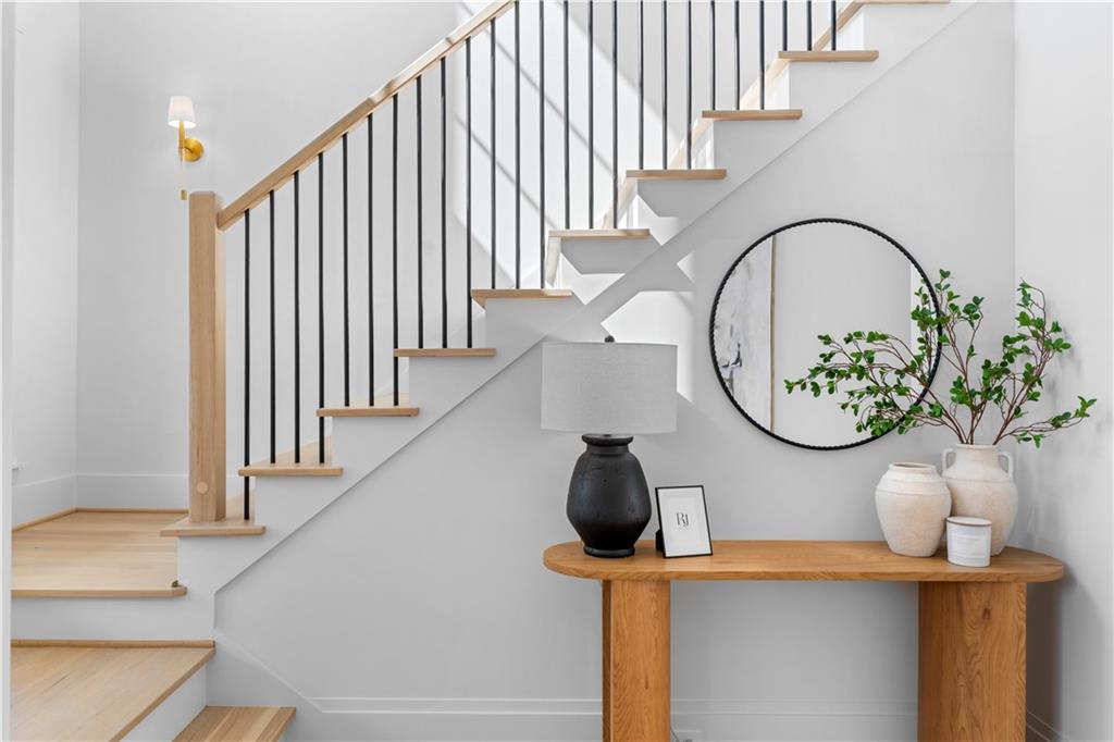 1140 Rosedale Drive NE