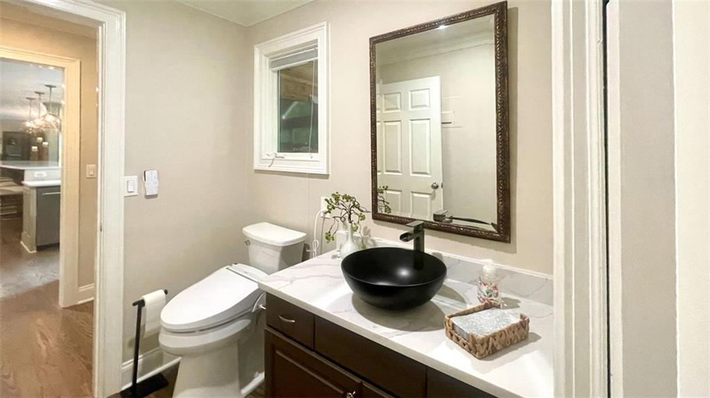 8190 Old Mill Drive, Gainesville, Georgia image 36