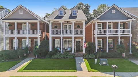 Homes For Sale - 18 Park Circle<br/> Cartersville, GA 30120